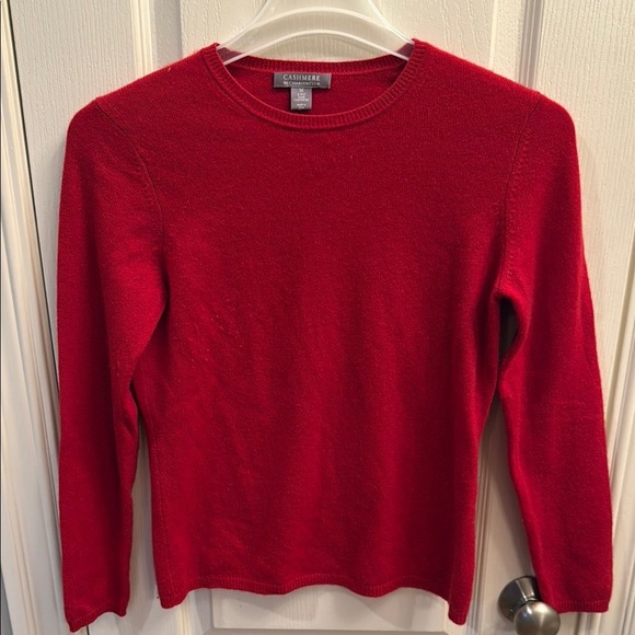 Charter Club Cashmere Vibrant Red 100% Cashmere sweater. Size Medium - Picture 1 of 5